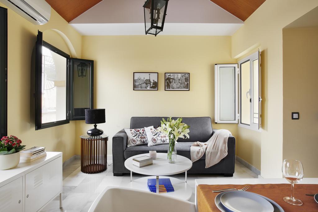 Apartamentos Mariscal إشبيلية المظهر الخارجي الصورة