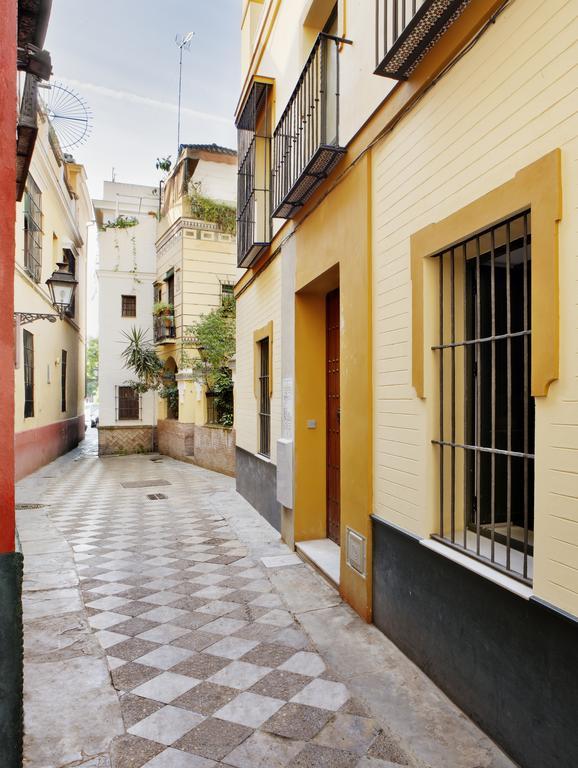 Apartamentos Mariscal إشبيلية المظهر الخارجي الصورة