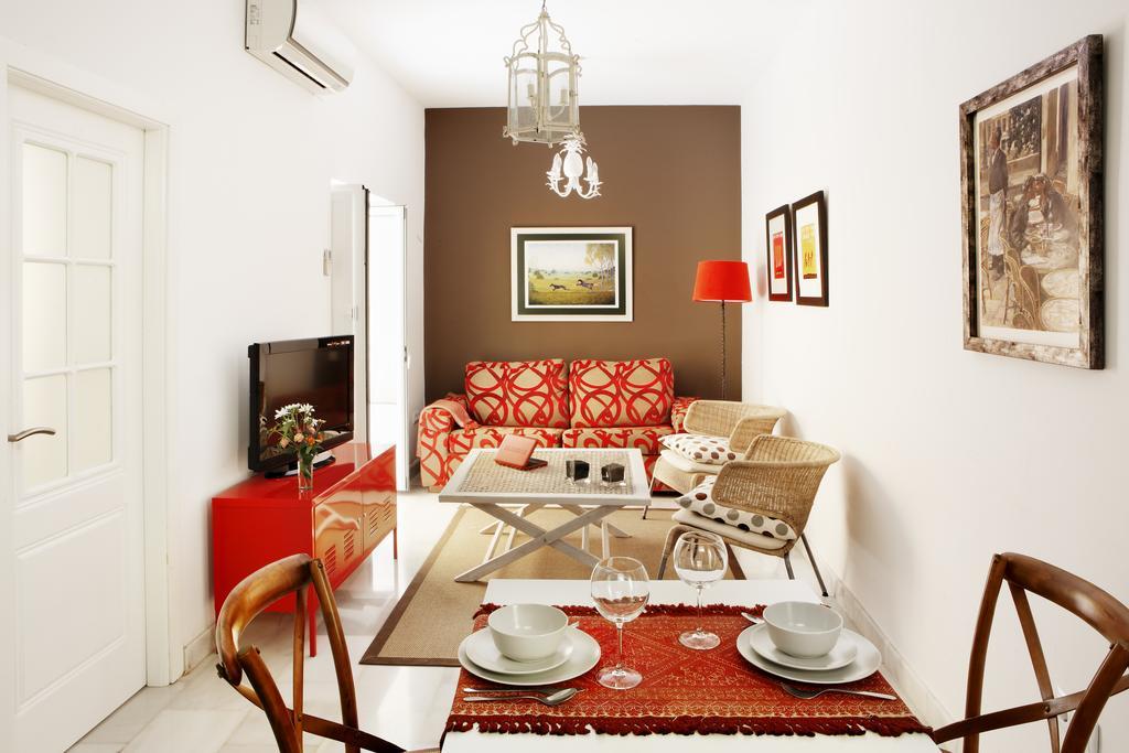 Apartamentos Mariscal إشبيلية المظهر الخارجي الصورة