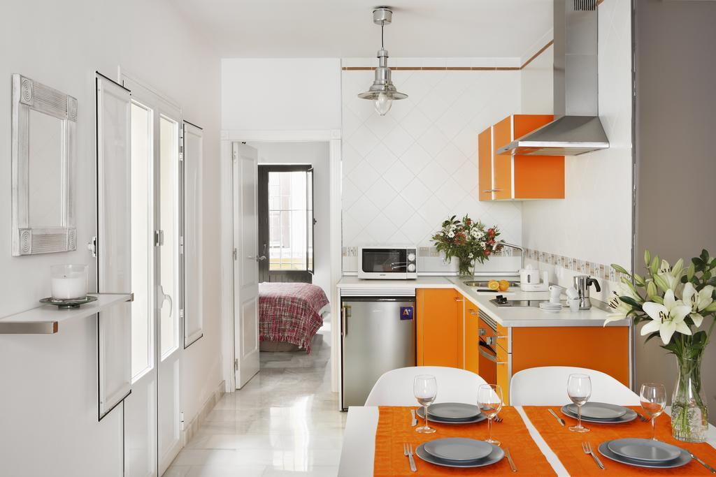 Apartamentos Mariscal إشبيلية الغرفة الصورة