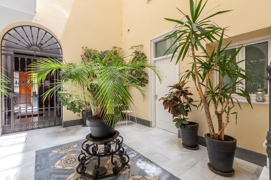 Apartamentos Mariscal إشبيلية المظهر الخارجي الصورة
