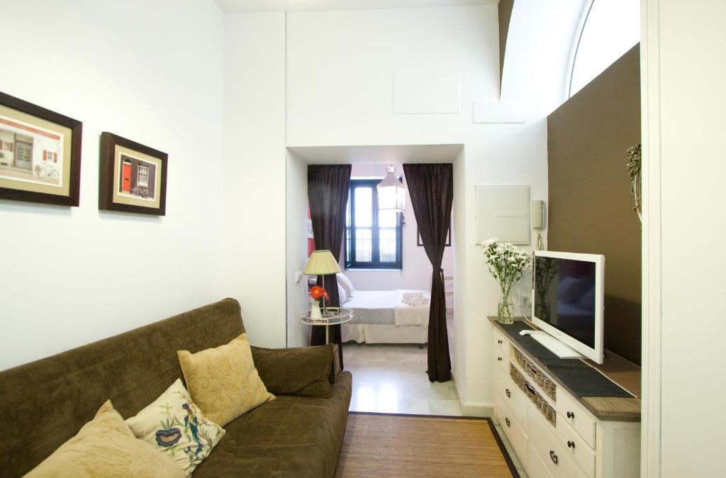 Apartamentos Mariscal إشبيلية الغرفة الصورة