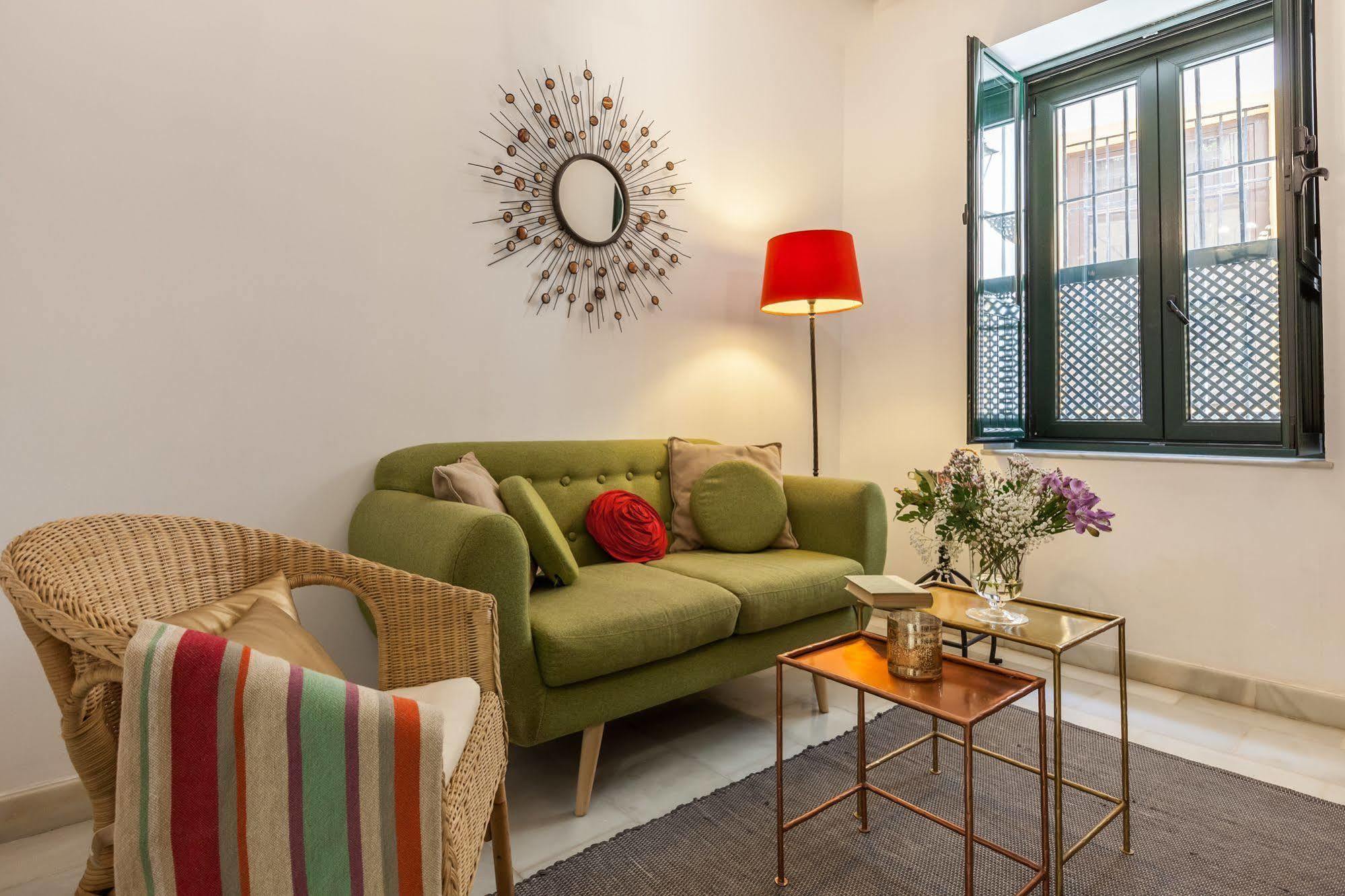 Apartamentos Mariscal إشبيلية المظهر الخارجي الصورة