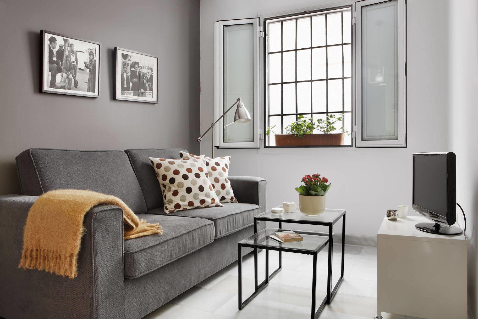 Apartamentos Mariscal إشبيلية المظهر الخارجي الصورة