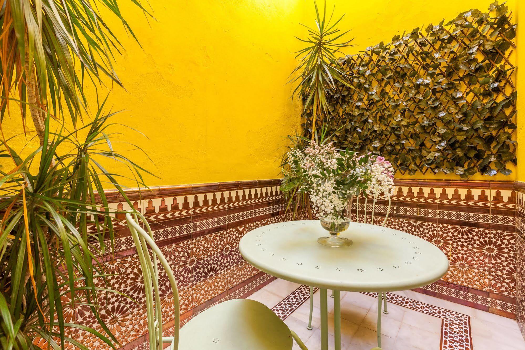 Apartamentos Mariscal إشبيلية المظهر الخارجي الصورة